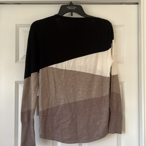 Chicos color blocked sweater size 0 - Picture 7 of 8